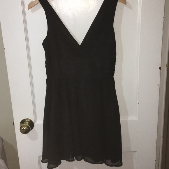 Black Chiffon V Dress Size Medium - Picture 5 of 5